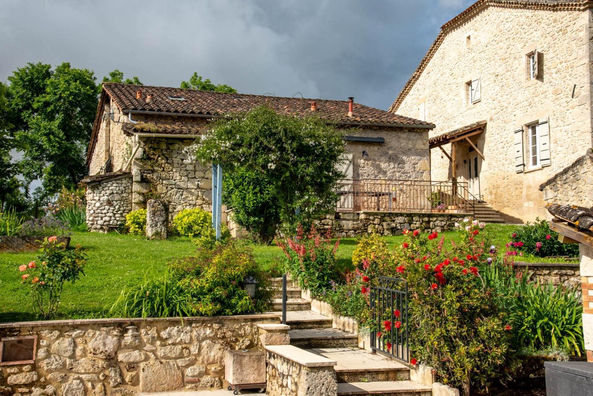 La Maison De Yuka Plieux Εξωτερικό φωτογραφία